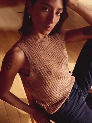 Elliana Pullover Vest